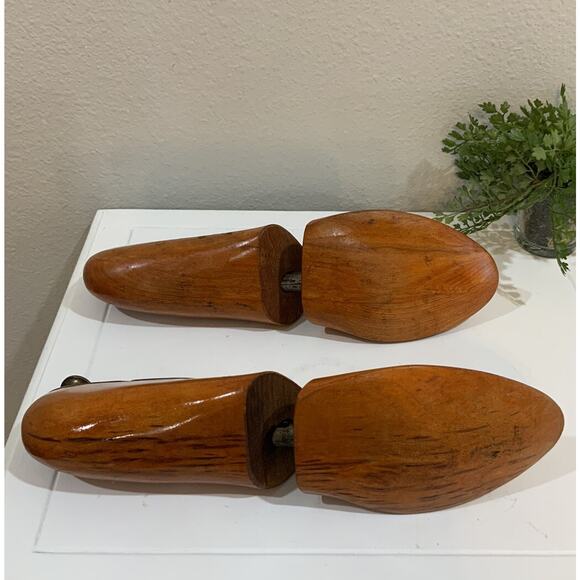 Vtg Primitive Solid Wood Brass Shoe Stretchers The John C Roberts Shoes 7 C - Picture 8 of 8